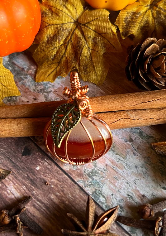 Pendant: Punkin' Patch