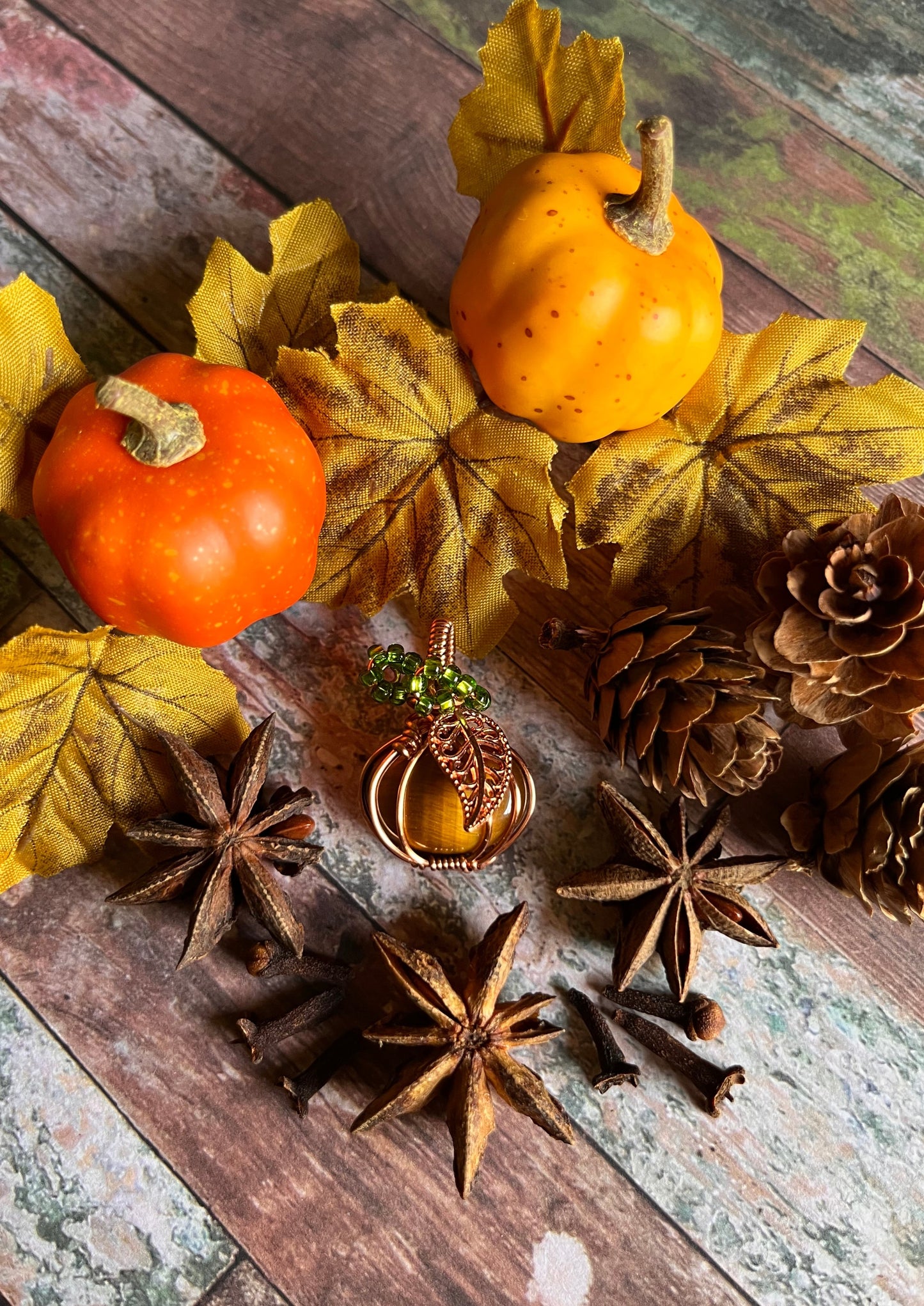 Pendant: Punkin' Patch