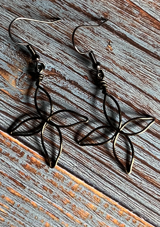 Earrings: Celtic Witch's  Knot Gunmetal