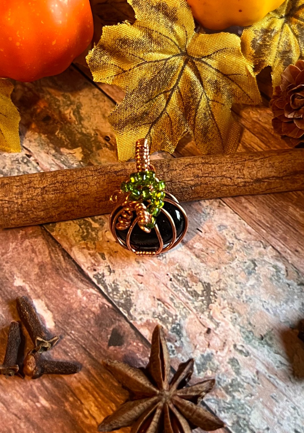 Pendant: Punkin' Patch