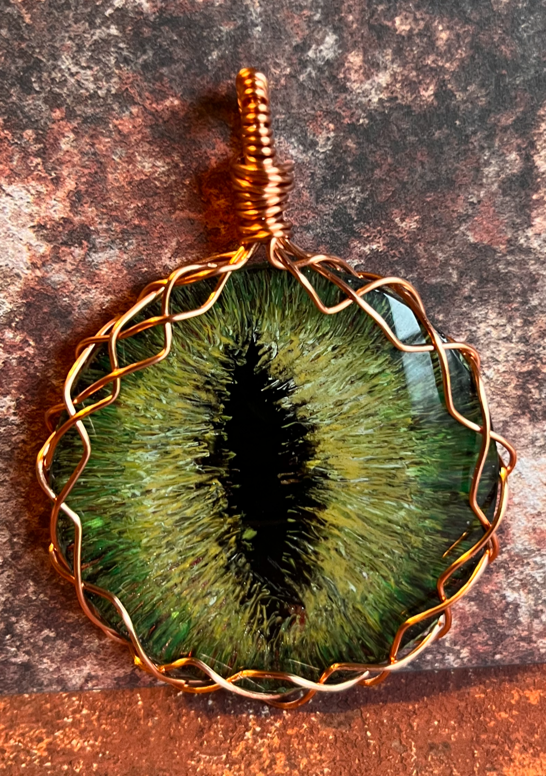 Pendant: Dragon Eye